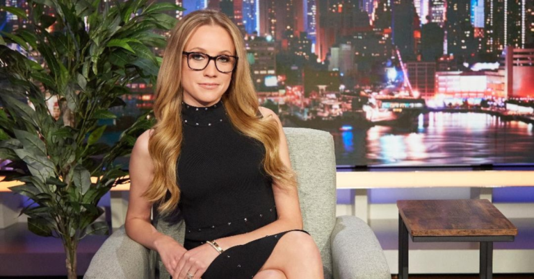 Kat Timpf Pregnant